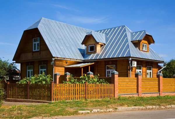 Wooden country house — Stock Photo, Image