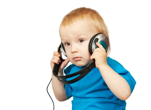 Kleine jongen met koptelefoon — Stockfoto