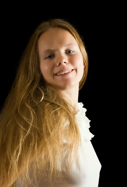 Ritratto di ragazza dai capelli lunghi — Foto Stock