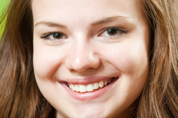 Close-up van vrouwelijke glimlach — Stockfoto
