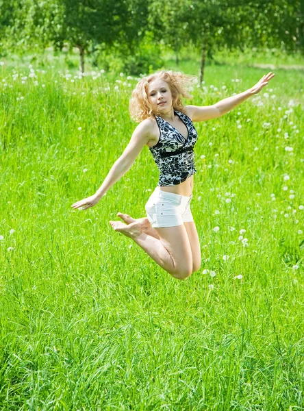 Jumping girl — Stock Photo, Image