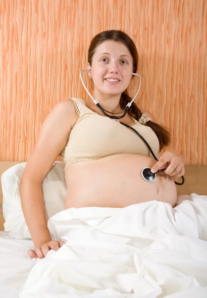 청진과 임신 — 스톡 사진