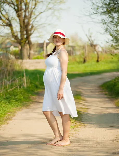 6 months pregnant — Stock Photo, Image