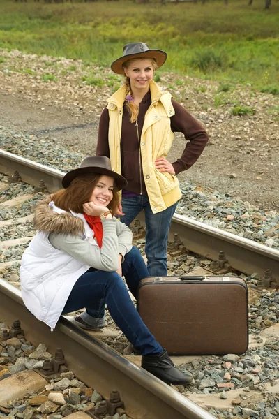 Les filles sur le chemin de fer — Photo