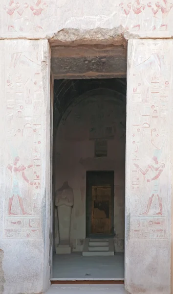 Nahaufnahme des Tempels der Hatschepsut. Luxus, — Stockfoto