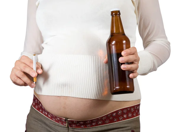 Mujer Embarazada Joven Sosteniendo Cigarrillo Cerveza Aislado Sobre Blanco —  Fotos de Stock