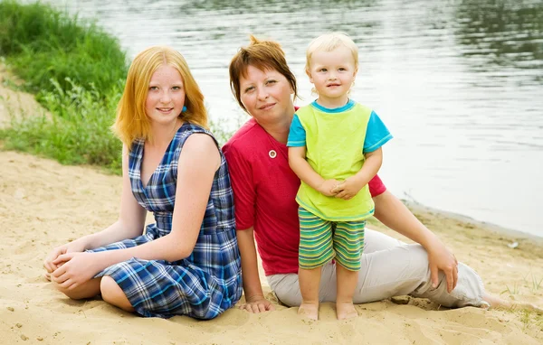 Mother with her children — Stock Photo, Image