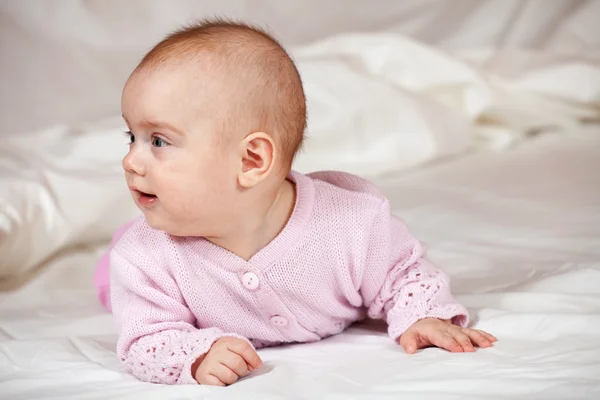 Meisje van de baby van 5 maanden — Stockfoto