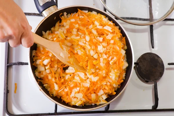 Torréfaction oignon et carotte mélangés — Photo