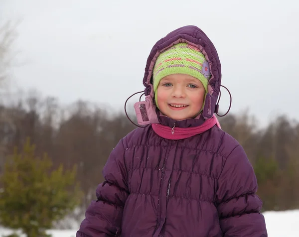 Barn i vinter — Stockfoto
