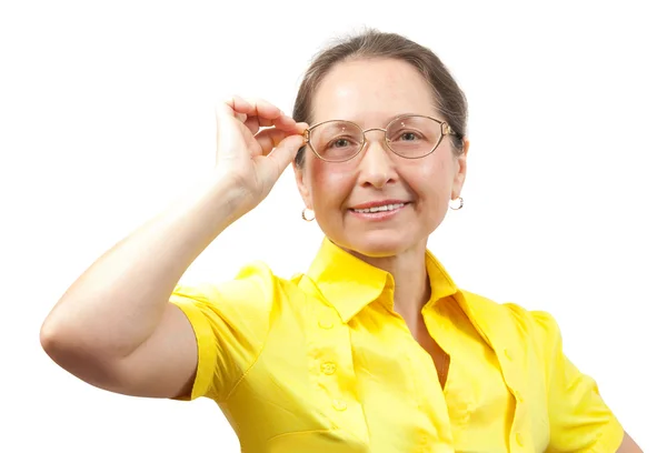 Vacker kvinna bär glasögon — Stockfoto