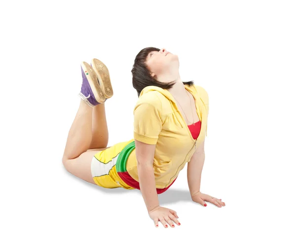 Спортивная девушка в жёлтой спортивной одежде — стоковое фото