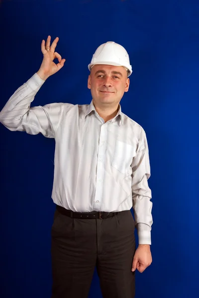 Foreman em chapéu duro branco — Fotografia de Stock