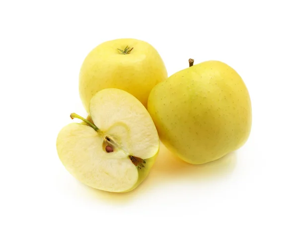 Изолированное яблоко — стоковое фото