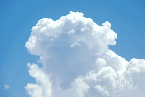 Tjocka moln — Stockfoto