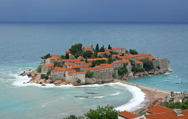 Isla Sveti Stefan en Montenegro — Foto de Stock
