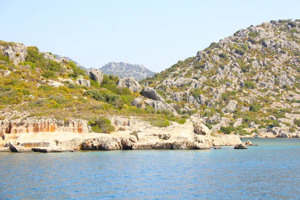 Felsen und Meer in der Türkei — Stockfoto