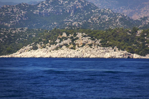 Στην θάλασσα και τα βράχια η Τουρκία — Φωτογραφία Αρχείου
