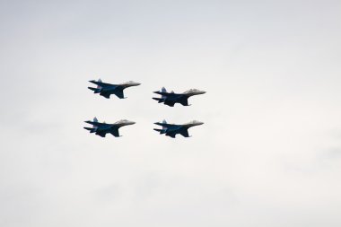 Rus savaş üzerinde maks aviashow gökyüzünde
