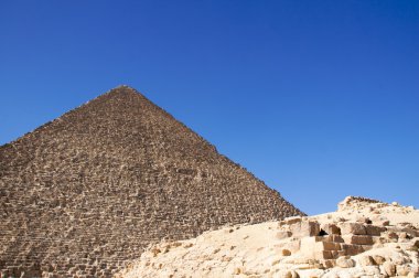 giza piramitleri