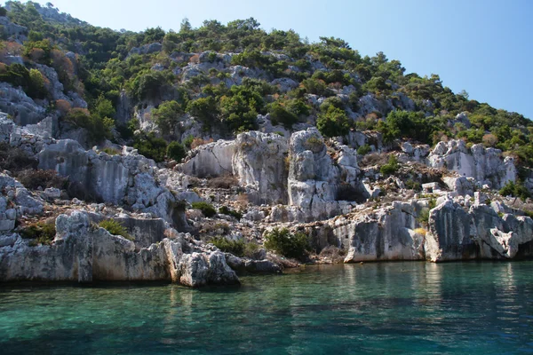 Mar e rochas na Turquia — Fotografia de Stock