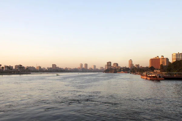 Západ slunce Káhira od mostu přes řeku Nil — Stock fotografie
