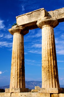 Korint Apollon Tapınağı