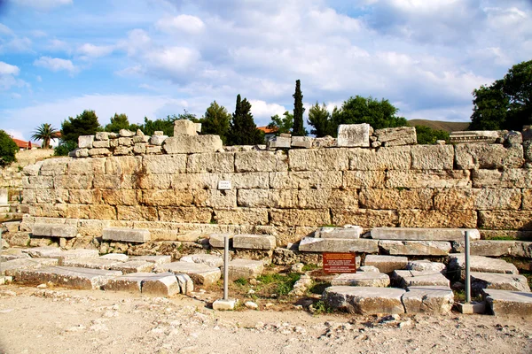 Sito archeologico di scavo al Tempio di Apollo, Corinto, Grecia . — Foto Stock
