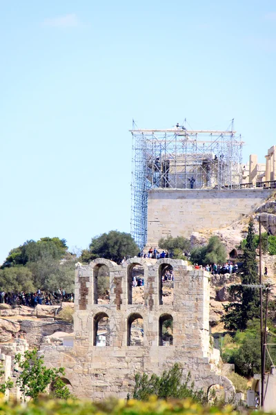 Ncient teatteri Herodes Atticus on pieni rakennus antiikin — kuvapankkivalokuva