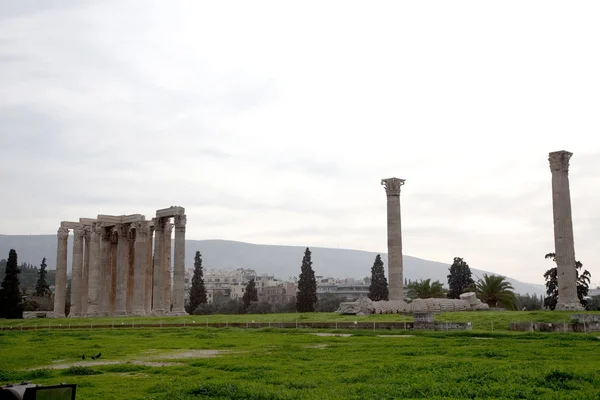 Antické ruiny chrámu zeus.athens gree — Stock fotografie
