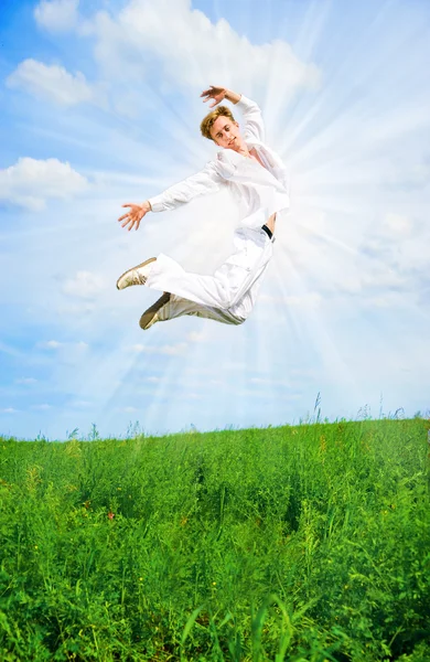 Männer springen — Stockfoto