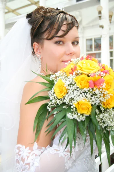Bride in wedding dress — Stock Photo, Image