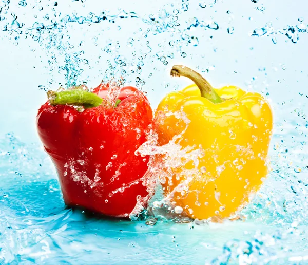 Pepper and water — Stock Photo, Image
