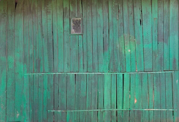 Eski ahşap duvar yeşil gölge ve pencere — Stok fotoğraf