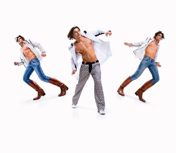 Tres jóvenes con camisa, pantalones y zapatos. Torso desnudo —  Fotos de Stock