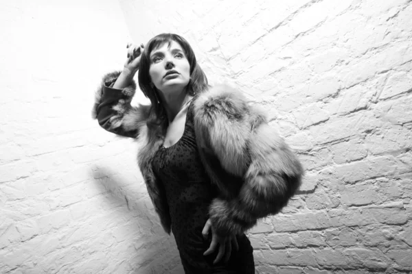 Young woman with fur — Zdjęcie stockowe