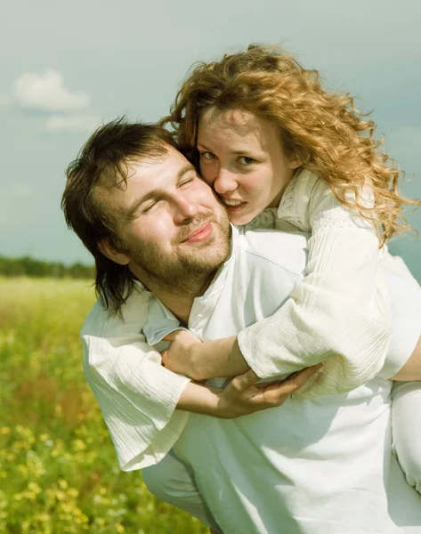 Young Love Couple — Stock Photo, Image