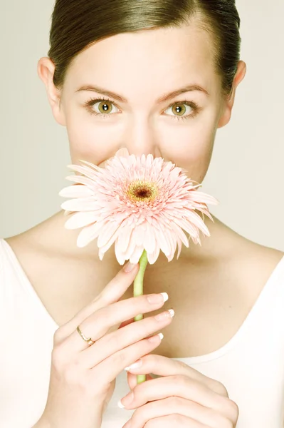 Portrait Belle Fille Avec Fleur Focus Sur Les Yeux — Photo