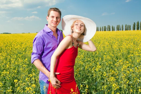 Young love Couple smiling under blue sky Royalty Free Stock Photos