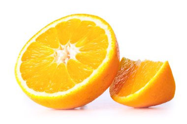 iki portakal üzerinde beyaz izole