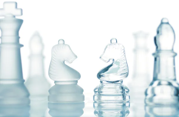 Saydam cam satranç beyaz üzerine izole — Stok fotoğraf
