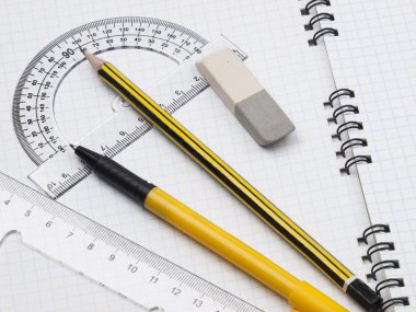 çalışma kitabı sayfa üzerinde çizim araçları kümesi