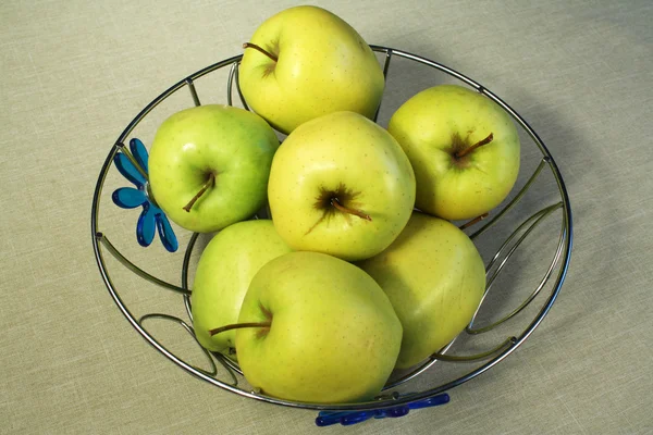 Vaso di mele verdi — Foto Stock