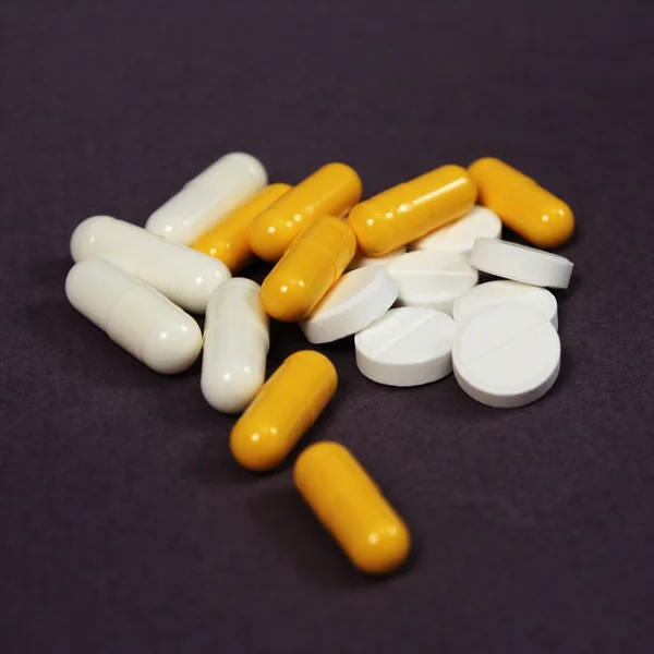 Comprimidos y pastillas — Foto de Stock