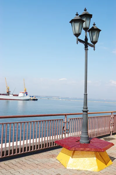 Lantern on the pier — Stock Photo, Image