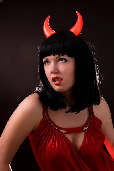 Teufel Womanl Hexe auf dunklem Hintergrund — Stockfoto