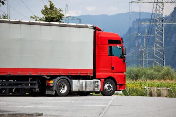Тяжёлый грузовик — стоковое фото