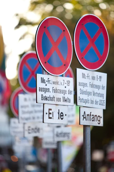 No stopping signs — Stock Photo, Image