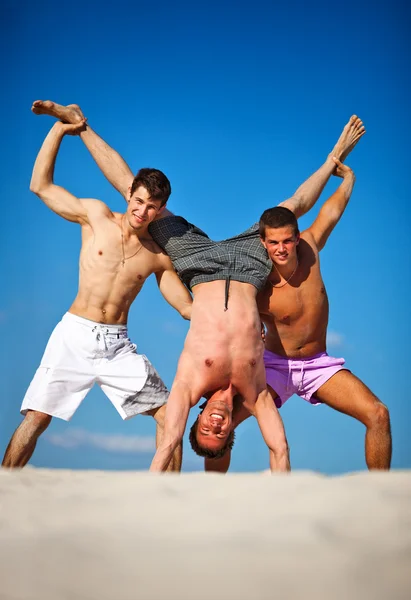 3 남자 여름 휴가 — 스톡 사진