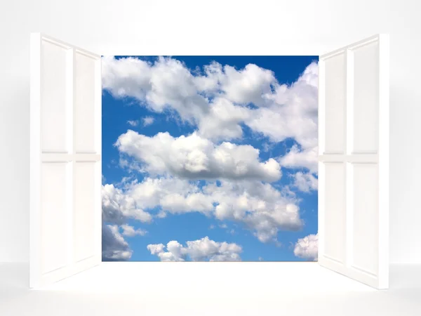 เปิดประตูและท้องฟ้า — ภาพถ่ายสต็อก